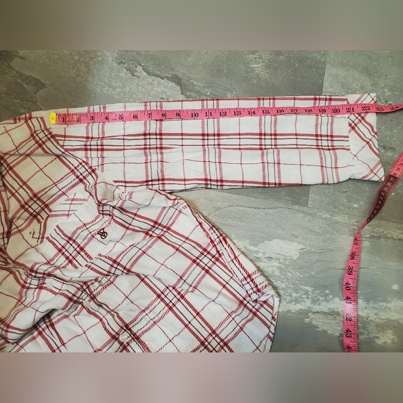 NWOT Victoria's Secret pyjamas top. Plaid. Pink and red. Metallic. M long - Picture 9 of 10